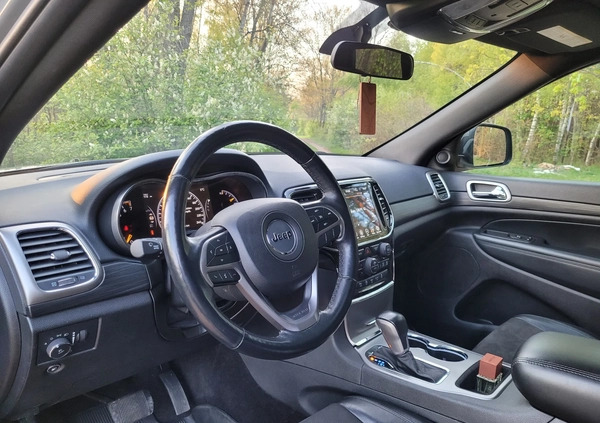 Jeep Grand Cherokee cena 131000 przebieg: 40000, rok produkcji 2021 z Obrzycko małe 379